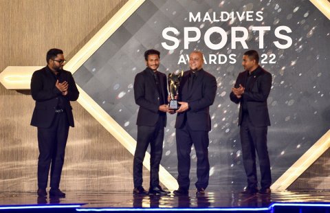 Maldives sports awards: Molhu football kulhuntheriyaage magaam hamza ah