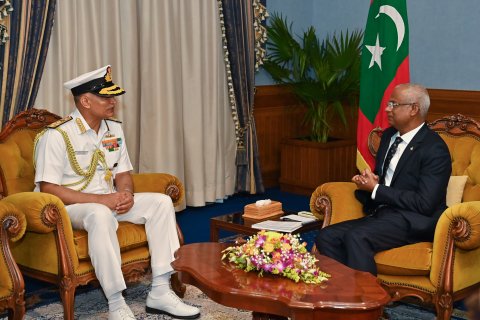 India ge Chief of the Naval Staff raees ge arihah ihuthiraamuge ziyaaratheh kuravvaifi