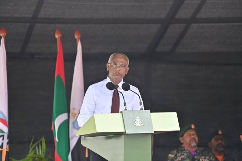 ސިފައިންގެ އެންމެއިސް އެއްވާޖިބަކީ، ރައްޔިތުން ޙިމާޔަތްކުރުން: ރައީސް