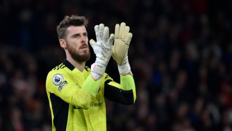 De gea, United dhookollaane kan iulaan koffi