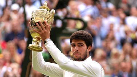 Tenihah aa tharieh, Wimbledon kaamiyaabu kuree zuvaan Alcarez