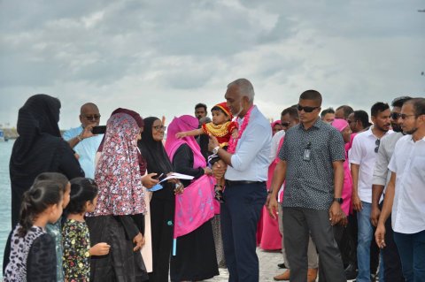 ފައިނުގައި އެއާޕޯޓެއް ހަދައި ރ. އަތޮޅަށް ދިހަރިސޯޓް ތައާރަފު ކުރާނަން: މުއިއްޒު