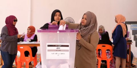 ދެވަނަ ބުރުގައި ވޯޓުލާ ބޫތުތައް ނިވާވާގޮތަށް ވާނީ ބަދަލު ގެނެސްފައި. އީސީ  