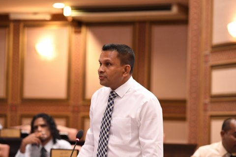 ނިރުބަވެރިންގެ ލިސްޓާ ހެދި ދިމާވެދާނެ ގެއްލުންބެލުމަށް ހުށަހެޅި ގަރާރު ބަލައިގެންފި