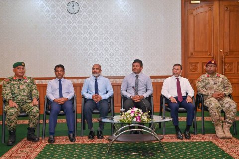 ގައުމީ ކެޑޭޓްކެމްޕުގެ ބައިވެރިންނާއި ނައިބު ރައީސް  ބައްދަލުކުރައްވައިފި