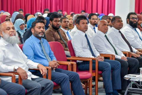 ކީރިތި ޤުރުއާން ކިޔެވުމުގެ 36ވަނަ ޤައުމީ މުބާރާތް ފެށުމުގެ ރަސްމިއްޔާތުގައި ރައީސުލްޖުމްހޫރިއްޔާގެ ނައިބު ބައިވެރިވެވަޑައިގެންނެވުން