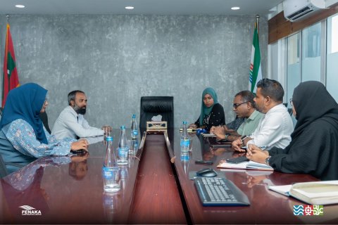 ފެނަކައިގެ އިސްވެރިން ވޭވަށު ރަށު ކައުންސިލްއާ ބައްދަލުކުރައްވައިފި