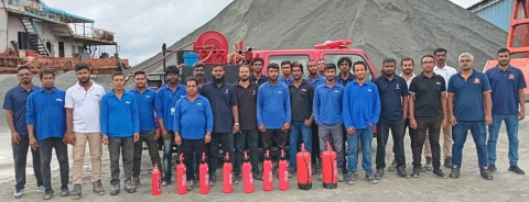 ތިލަފުށީގެ އެސްޓީއޯ މުވައްޒަފުންނަށް ފަޔަރ އެވެއަރނެސް ކުލާހެއް ކުރިއަށް ގެންގޮސްފި