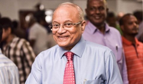 Raees Maumoonuge inzaareh Trumpah